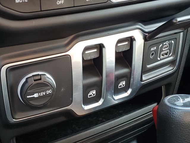 Used 2022 Jeep Wrangler Sport AWD/4WD image 18