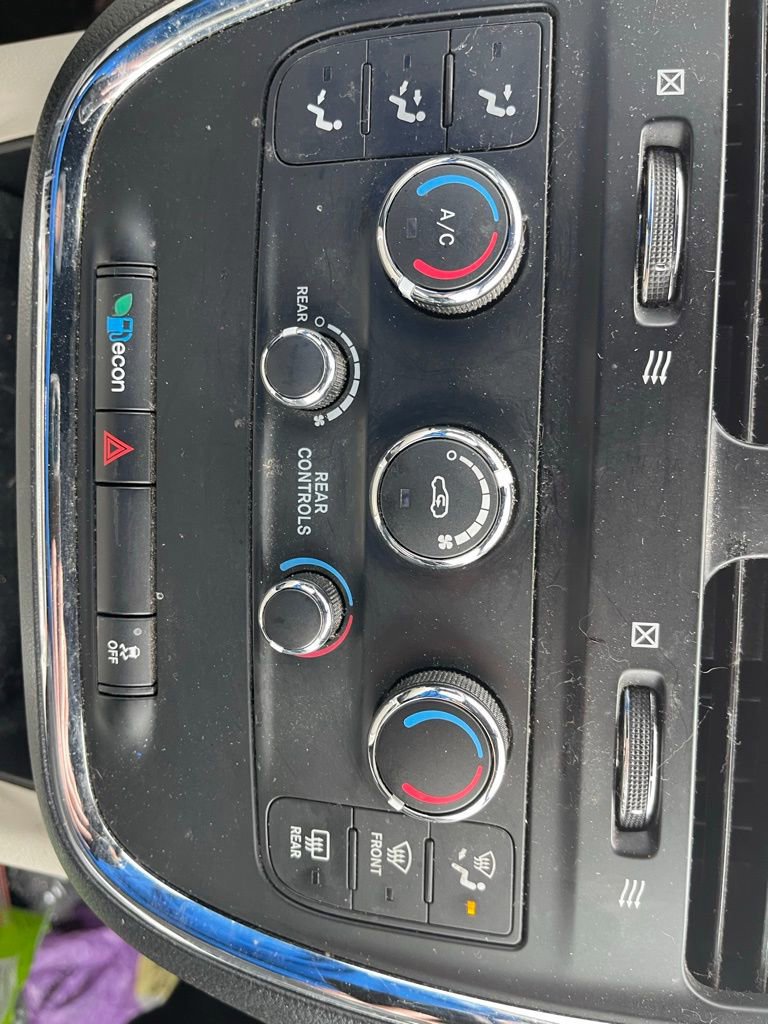 Used 2020 Dodge Grand Caravan SXT image 14