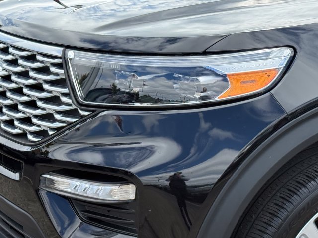 Certified 2023 Ford Explorer Platinum w/ Technology Package AWD/4WD image 28