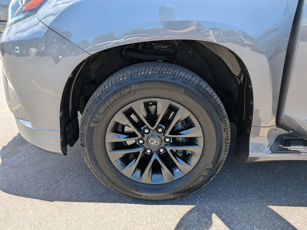 Used 2023 Lexus GX 460 Premium w/ Premium Package AWD/4WD image 35