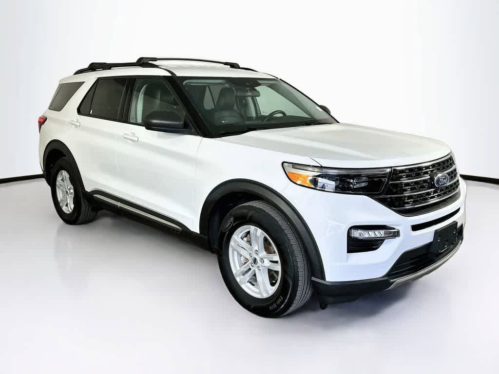 Certified 2021 Ford Explorer XLT w/ Equipment Group 202A AWD/4WD image 23