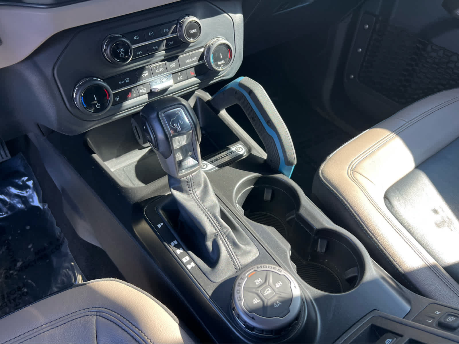 Certified 2022 Ford Bronco Wildtrak AWD/4WD image 31