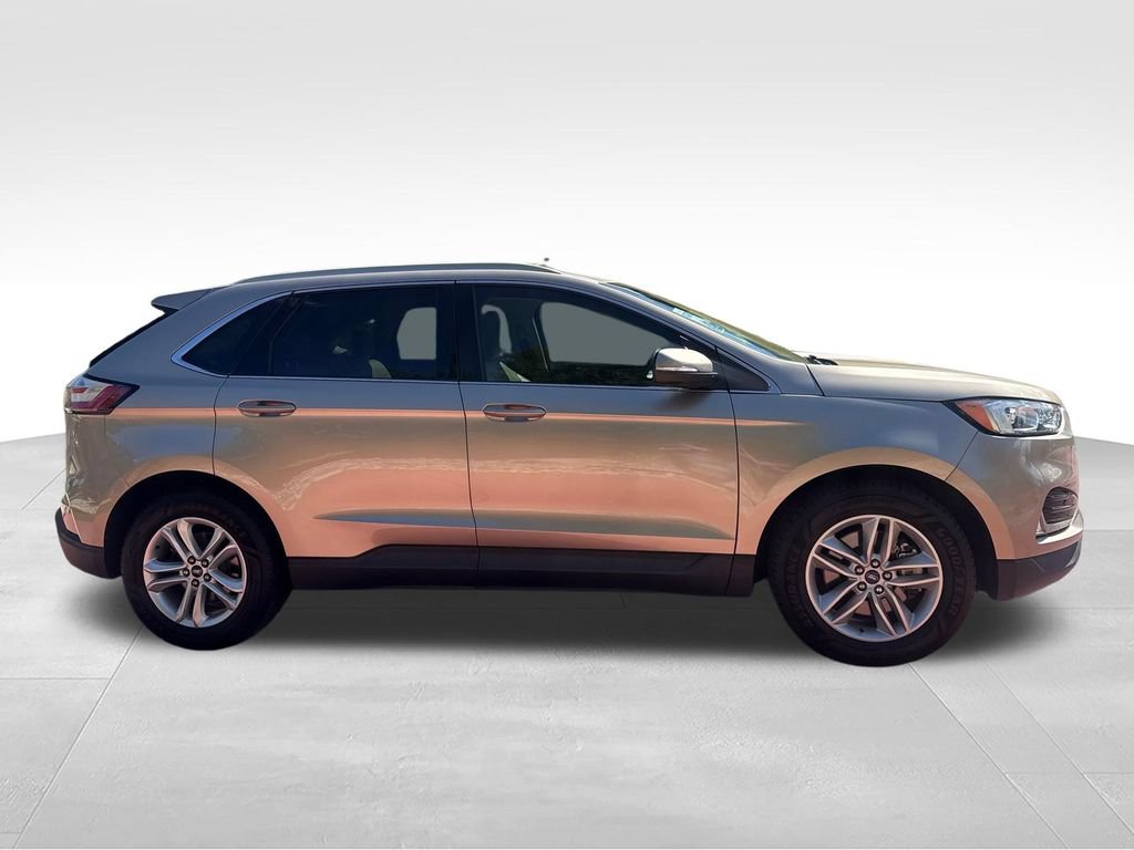Certified 2020 Ford Edge SEL w/ Cold Weather Package AWD/4WD image 9