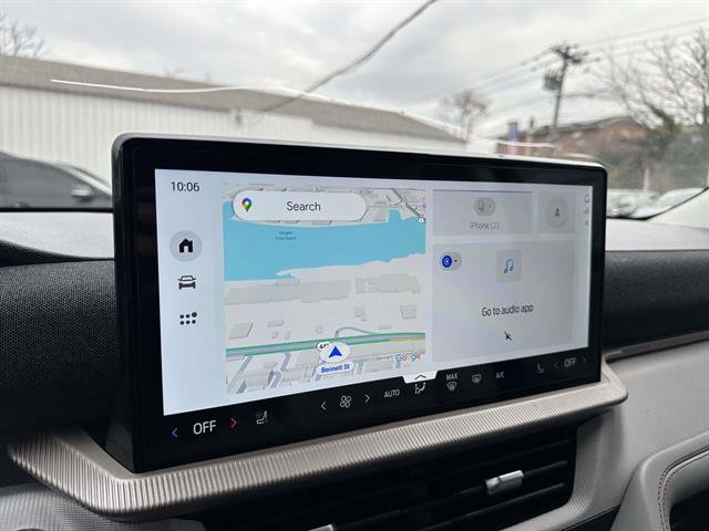 Certified 2025 Ford Explorer Active w/ Active Comfort Package image 22