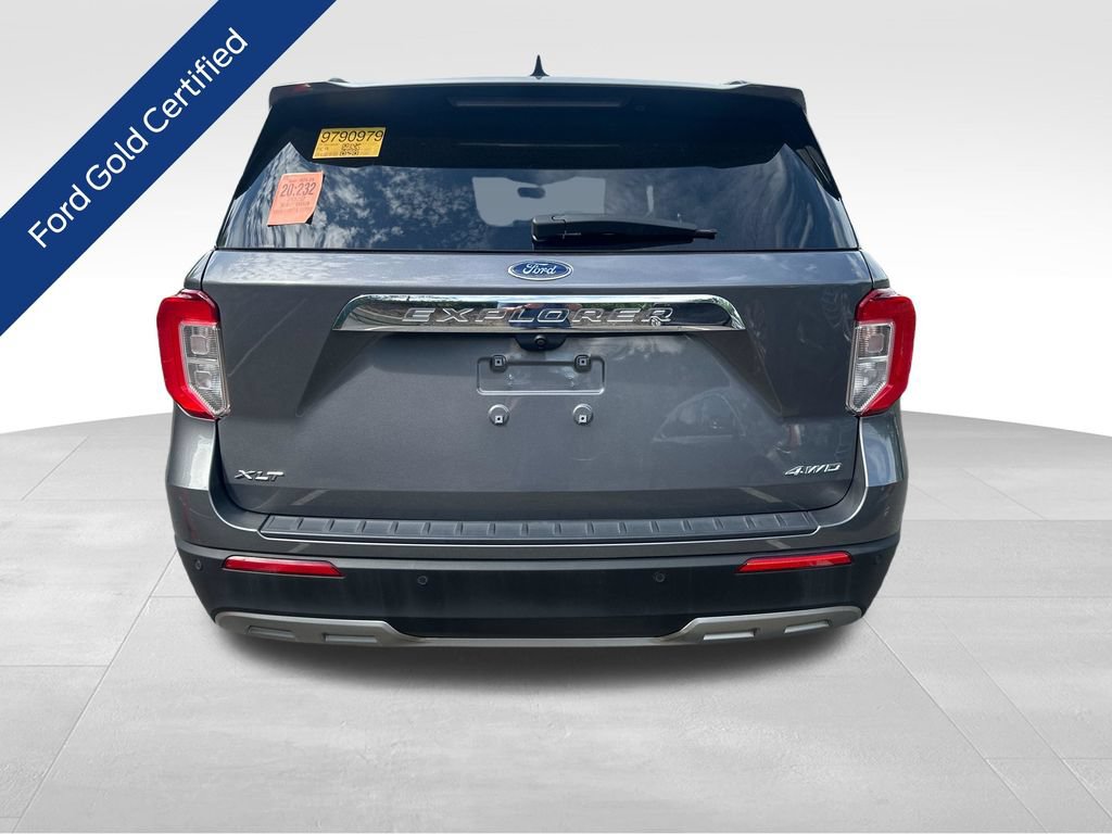 Certified 2022 Ford Explorer XLT w/ Equipment Group 202A AWD/4WD image 2