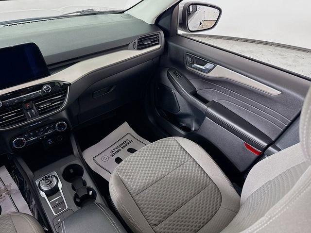 Certified 2021 Ford Escape SE image 21