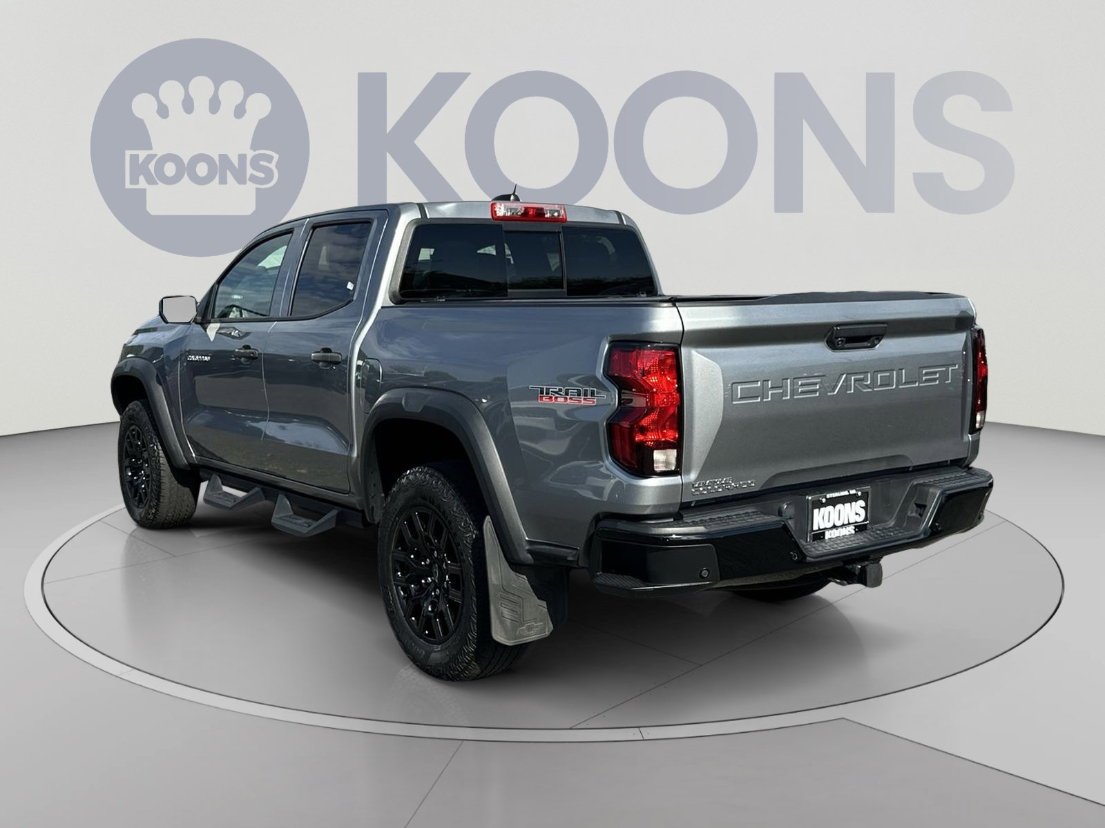 Used 2023 Chevrolet Colorado Trail Boss w/ Technology Package AWD/4WD image 8