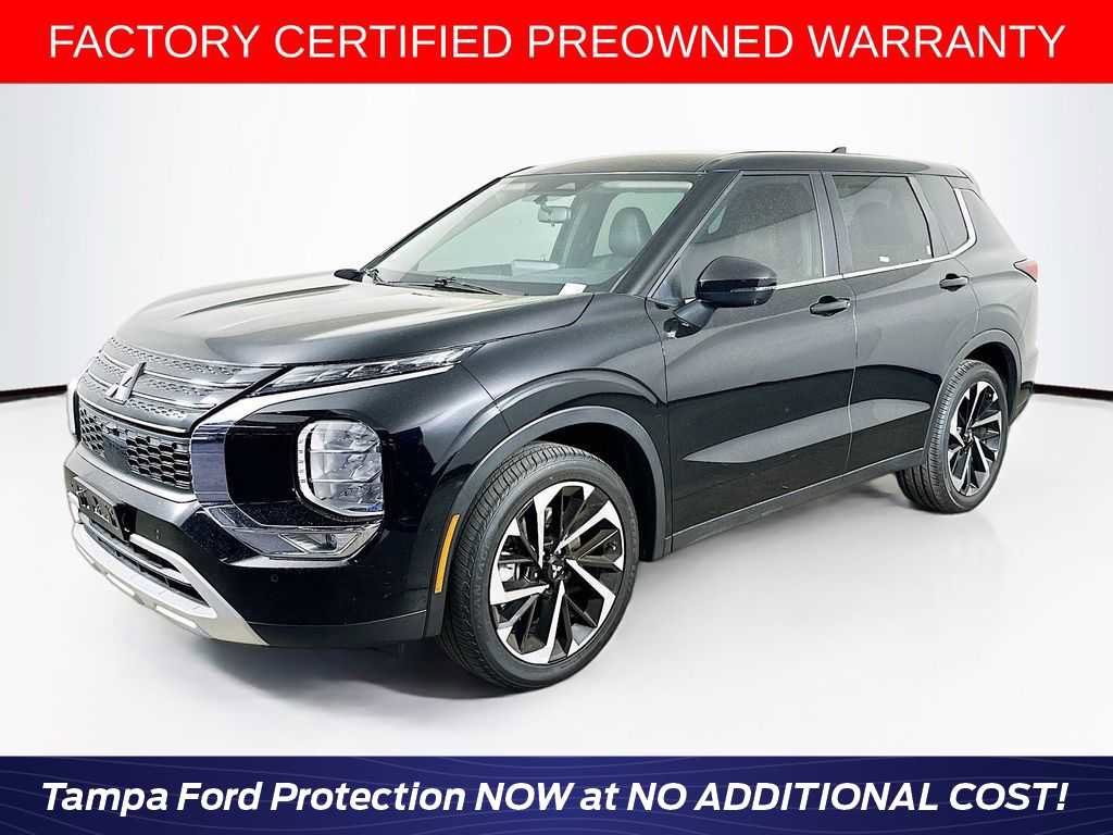 Used 2024 Mitsubishi Outlander SE