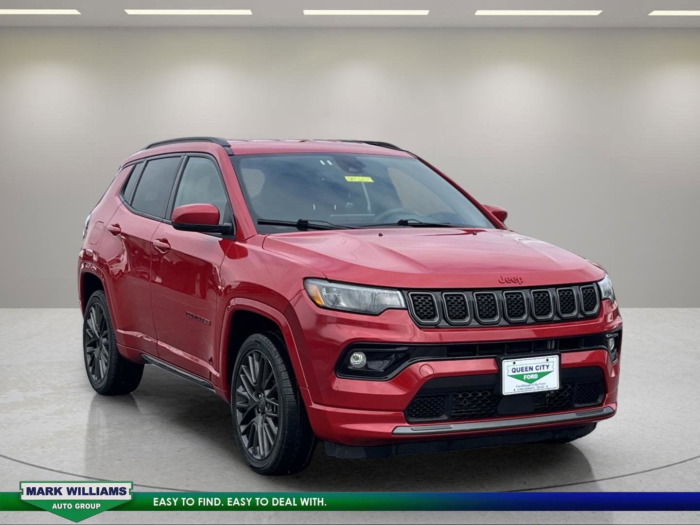 Used 2023 Jeep Compass Limited image 1