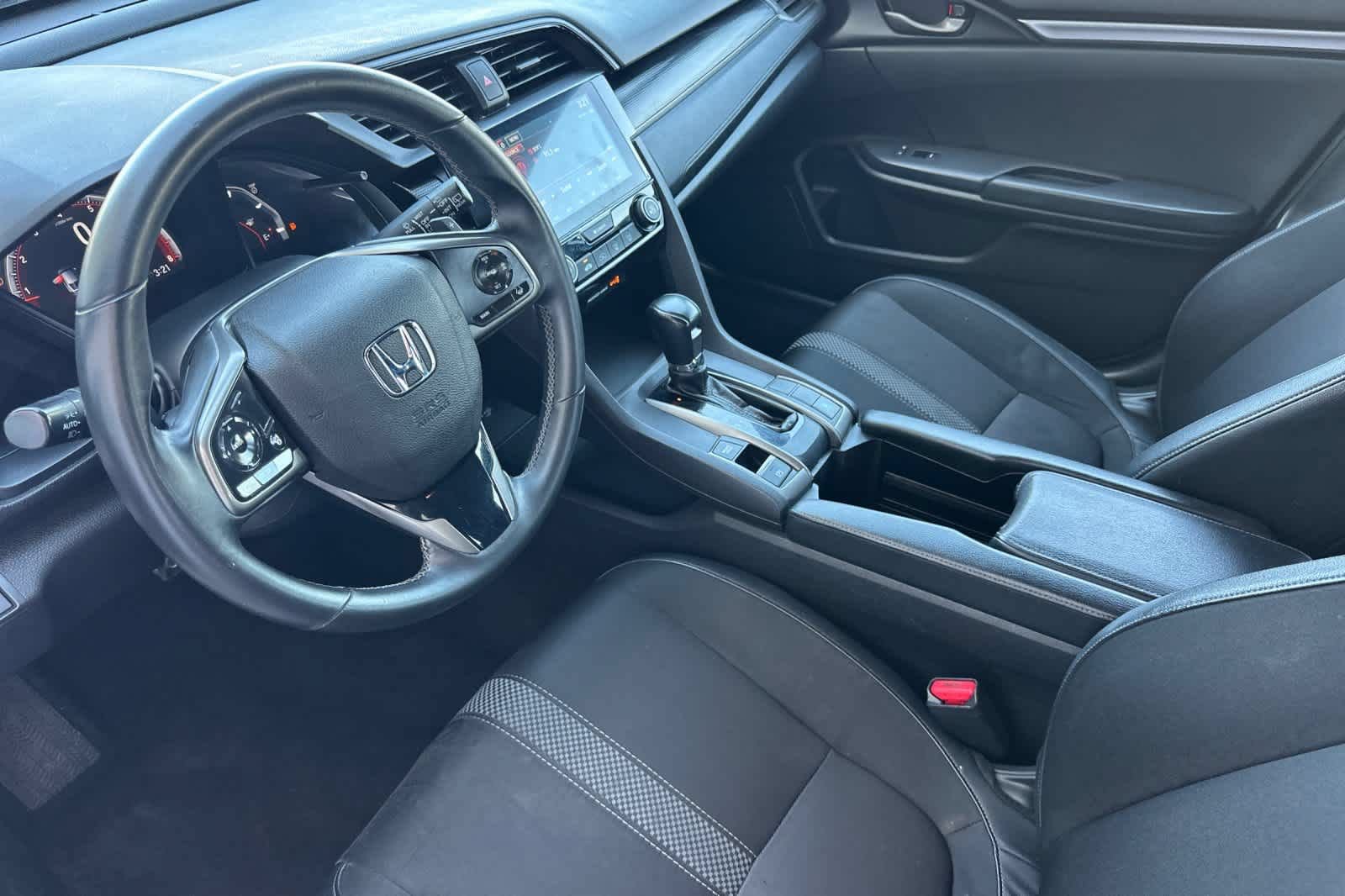 Used 2021 Honda Civic Sport image 12