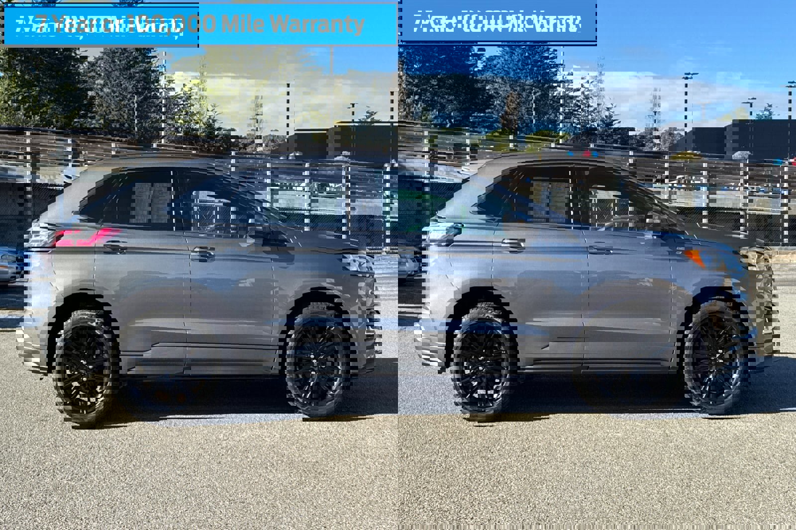 Certified 2024 Ford Edge ST-Line image 3