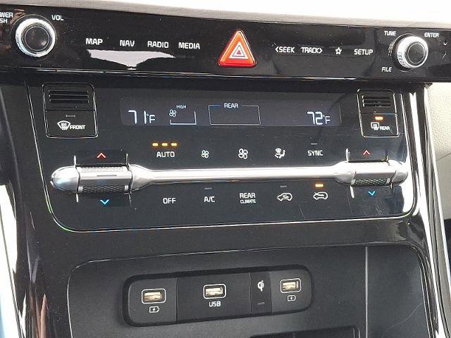 Used 2024 Kia Carnival SX image 15