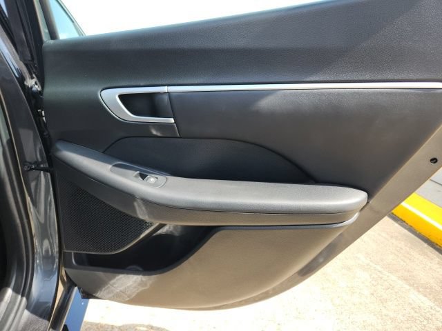 Used 2025 Hyundai Sonata SEL FWD image 18
