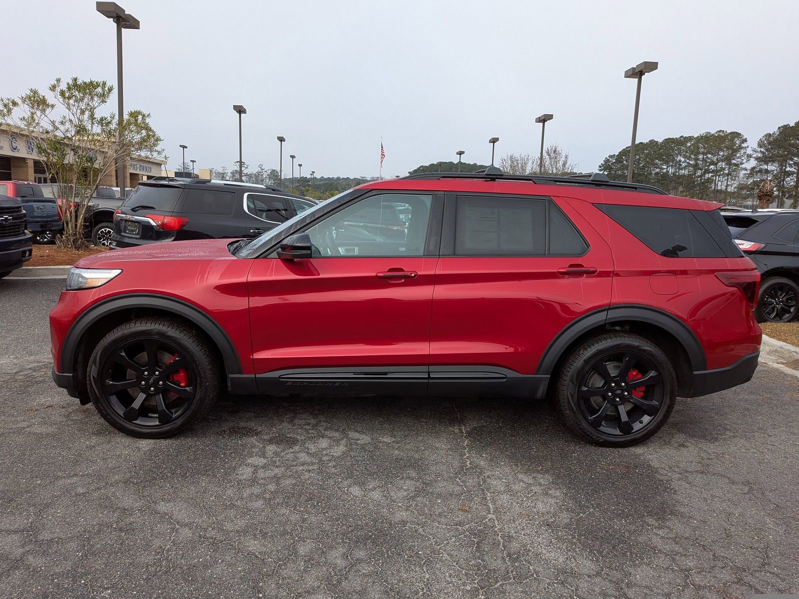 Certified 2023 Ford Explorer ST w/ Equipment Group 401A image 2