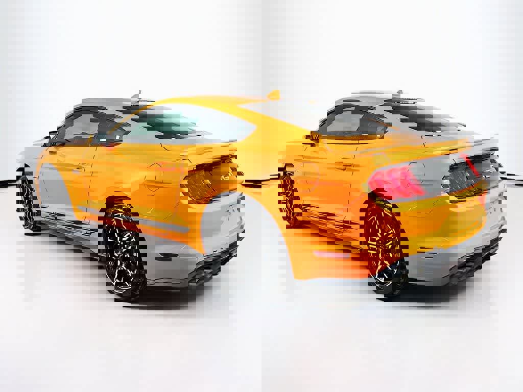 Certified 2020 Ford Mustang GT image 3