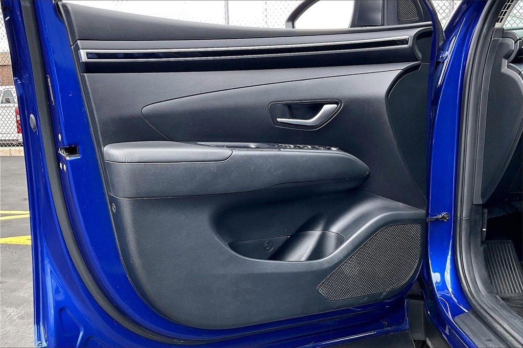 Used 2022 Hyundai Tucson SEL w/ Winter Package image 20