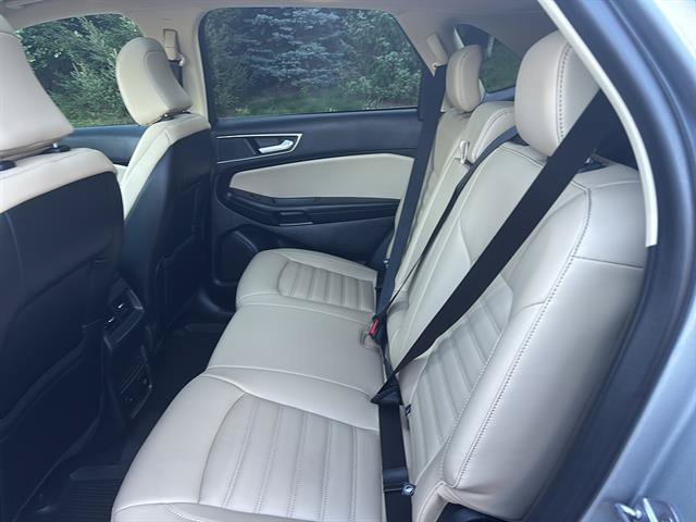 Certified 2024 Ford Edge SEL w/ Convenience Package AWD/4WD image 16