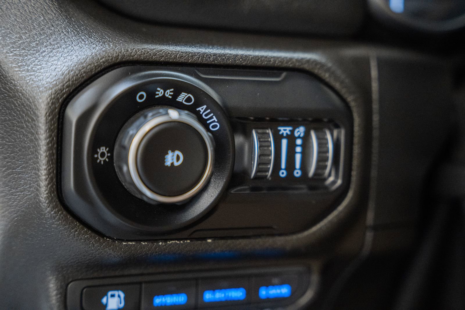 Used 2021 Jeep Wrangler Unlimited Sahara 4xe w/ Cold Weather Group image 48