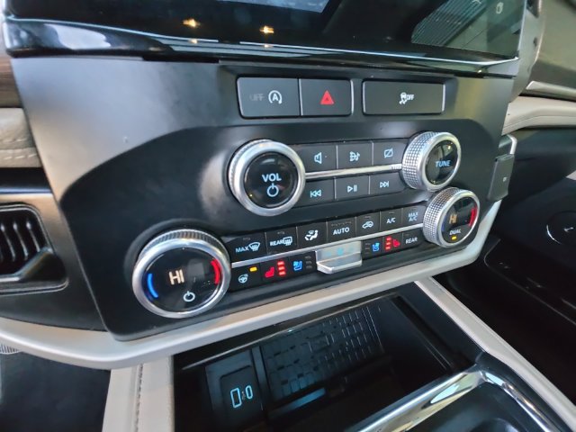 Certified 2024 Ford Expedition Limited RWD image 17