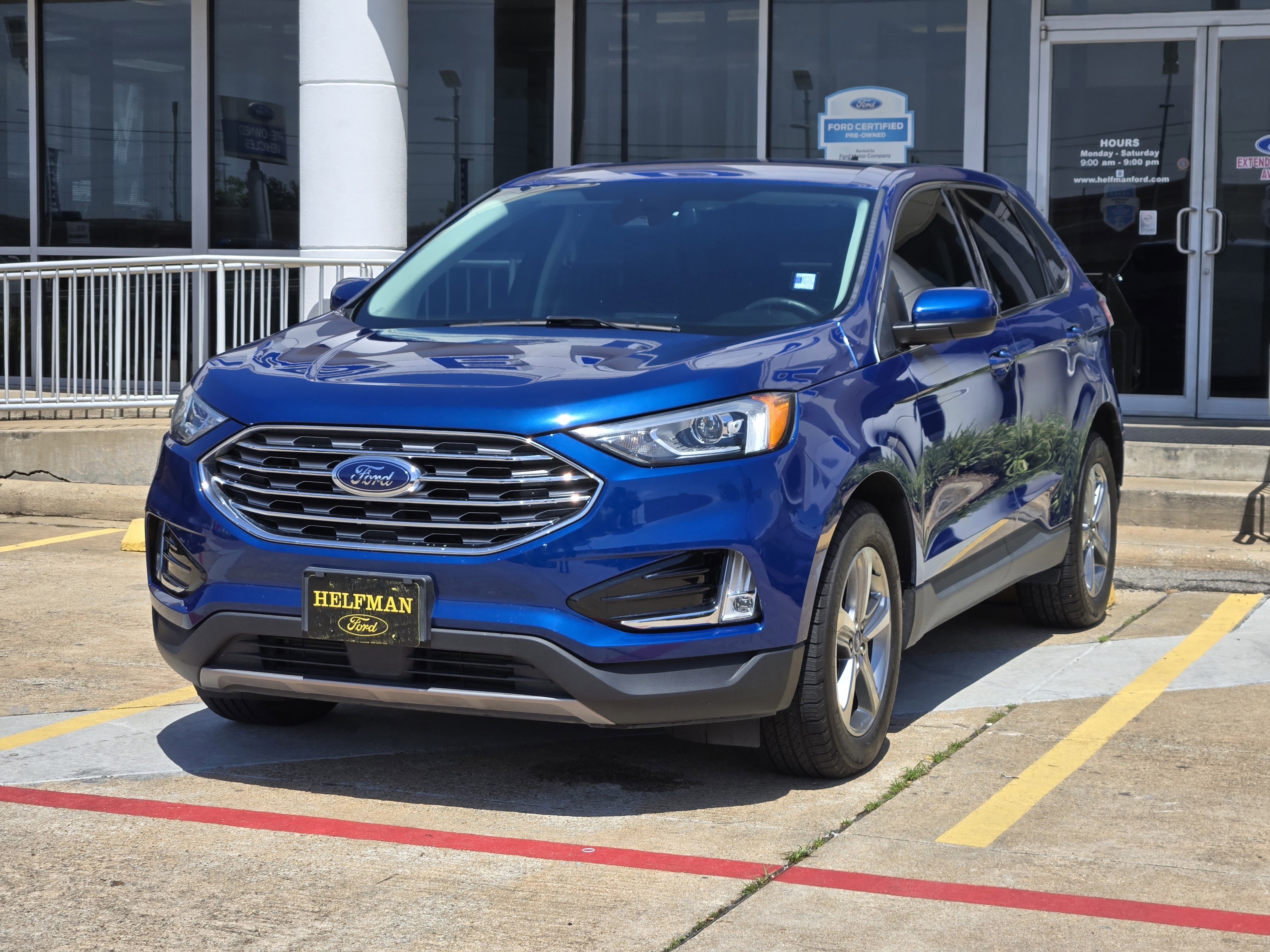Certified 2022 Ford Edge SEL w/ Convenience Package AWD/4WD image 2
