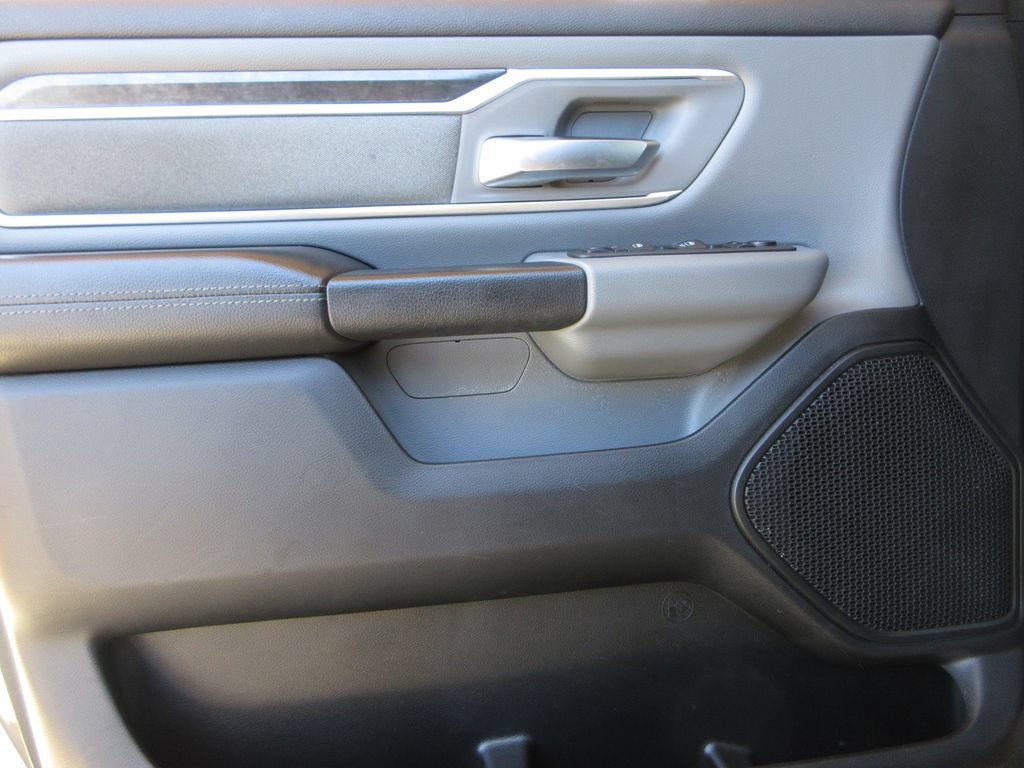 Used 2020 RAM 1500 Big Horn RWD image 10