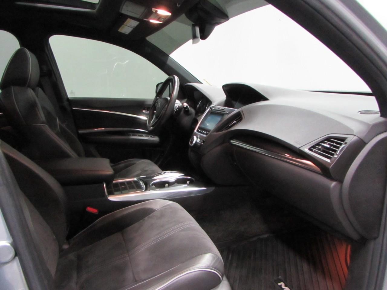 Used 2019 Acura MDX A-Spec AWD/4WD image 17