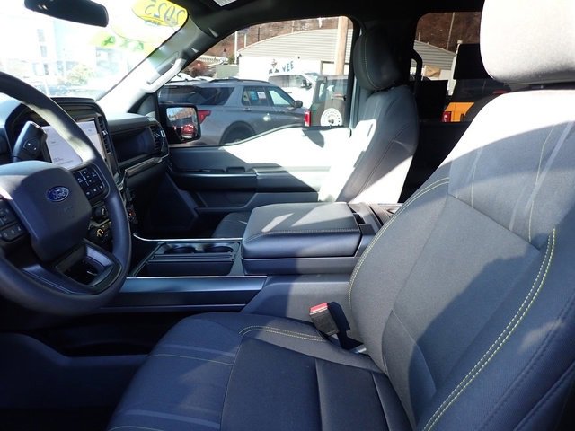 Certified 2025 Ford F150 STX w/ Equipment Group 200A image 16