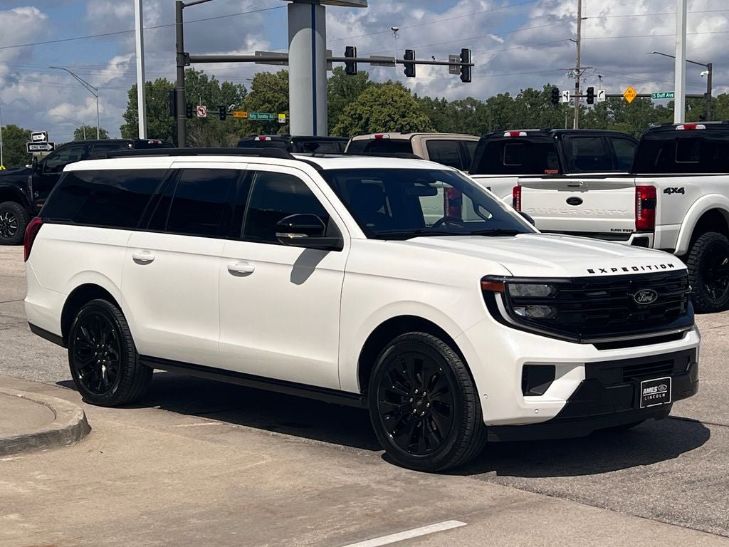 Certified 2025 Ford Expedition Max Platinum w/ Stealth Appearance Package AWD/4WD image 7