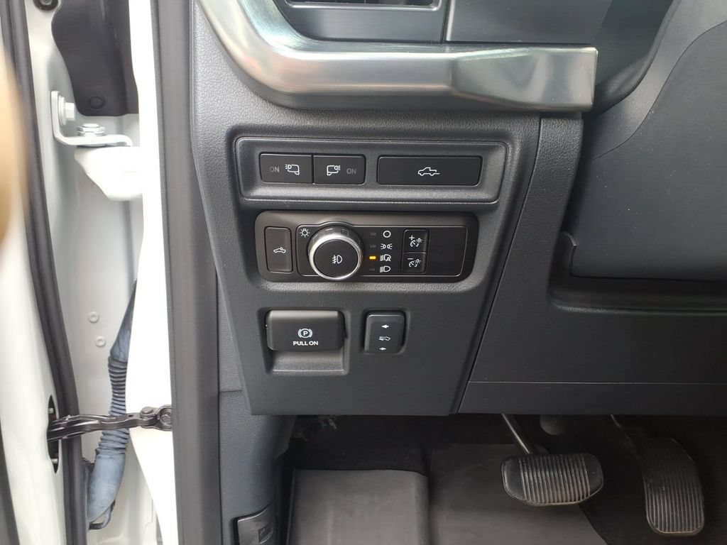 Certified 2023 Ford F150 Lariat w/ Equipment Group 502A High AWD/4WD image 18
