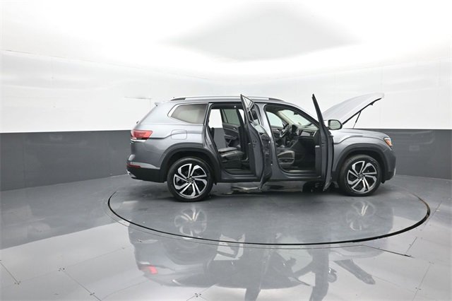 Used 2021 Volkswagen Atlas SEL Premium image 41