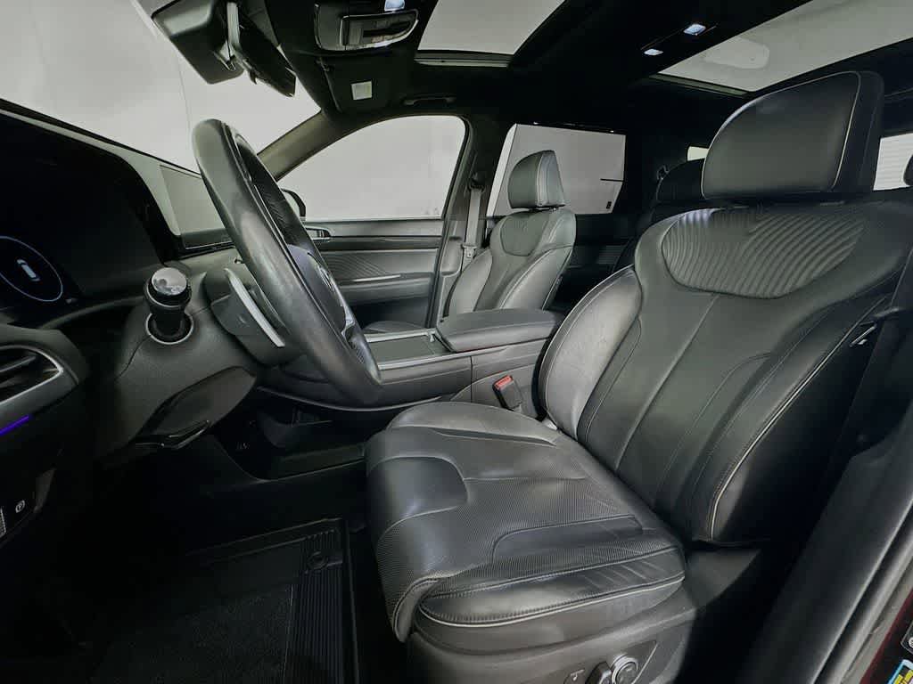 Used 2023 Hyundai Palisade Calligraphy FWD image 11