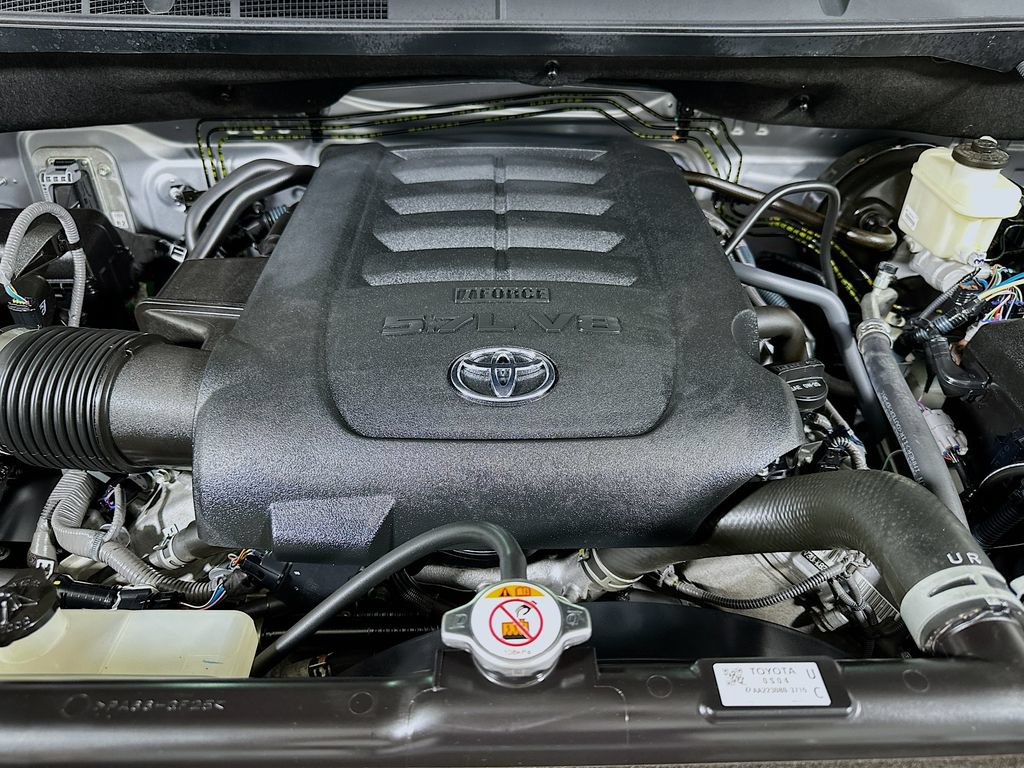 Used 2018 Toyota Tundra SR5 w/ TRD Off Road Package AWD/4WD image 22