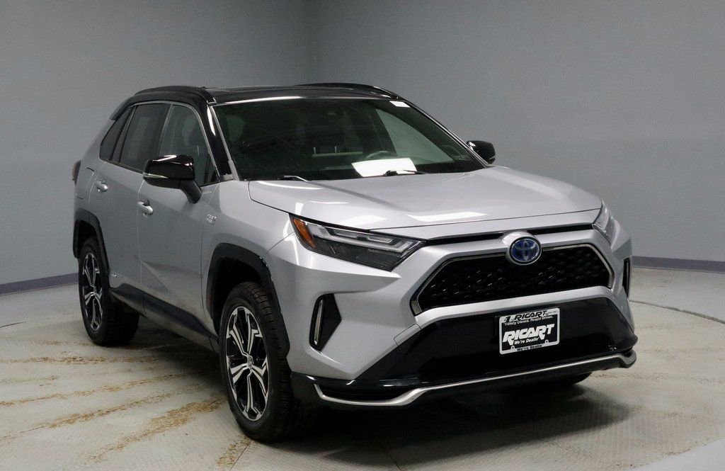 Used 2023 Toyota RAV4 XSE image 7