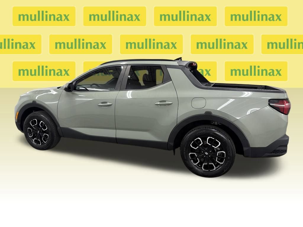 Used 2022 Hyundai Santa Cruz SEL Premium image 3