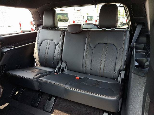 Certified 2023 Ford Expedition Platinum AWD/4WD image 10