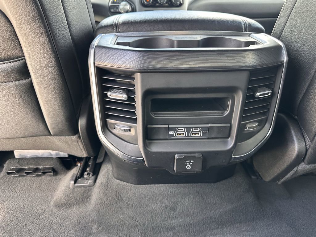 Used 2024 RAM 1500 Laramie AWD/4WD image 38
