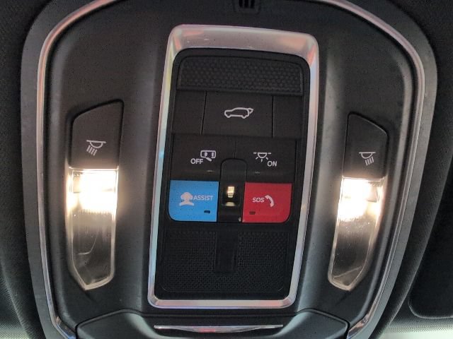 Used 2023 Jeep Grand Cherokee Altitude AWD/4WD image 27