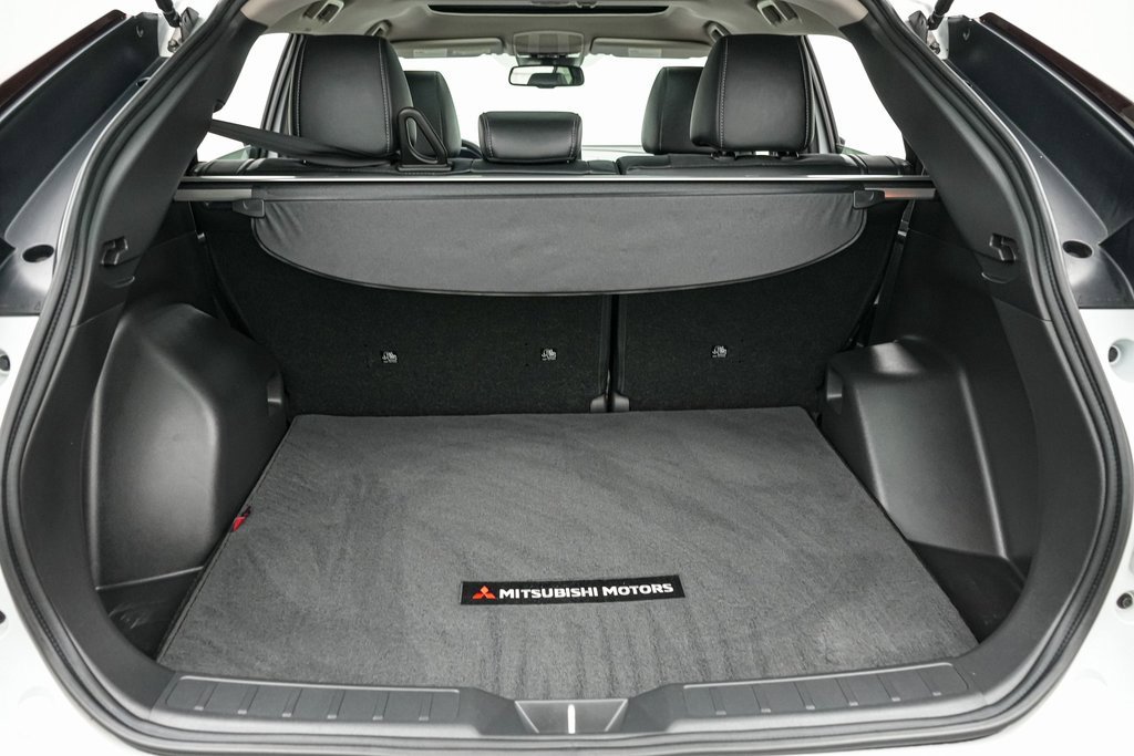 Used 2023 Mitsubishi Eclipse Cross SE image 21