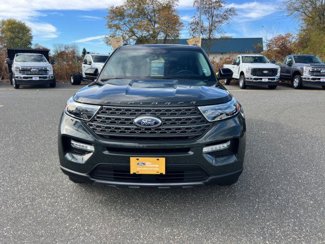 Certified 2023 Ford Explorer XLT w/ Equipment Group 202A AWD/4WD image 35
