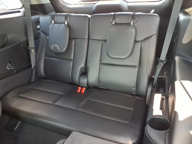 Certified 2023 Ford Explorer XLT w/ Equipment Group 202A AWD/4WD image 12