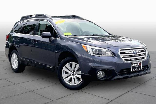 Used 2017 Subaru Outback 2.5i Premium AWD/4WD image 3