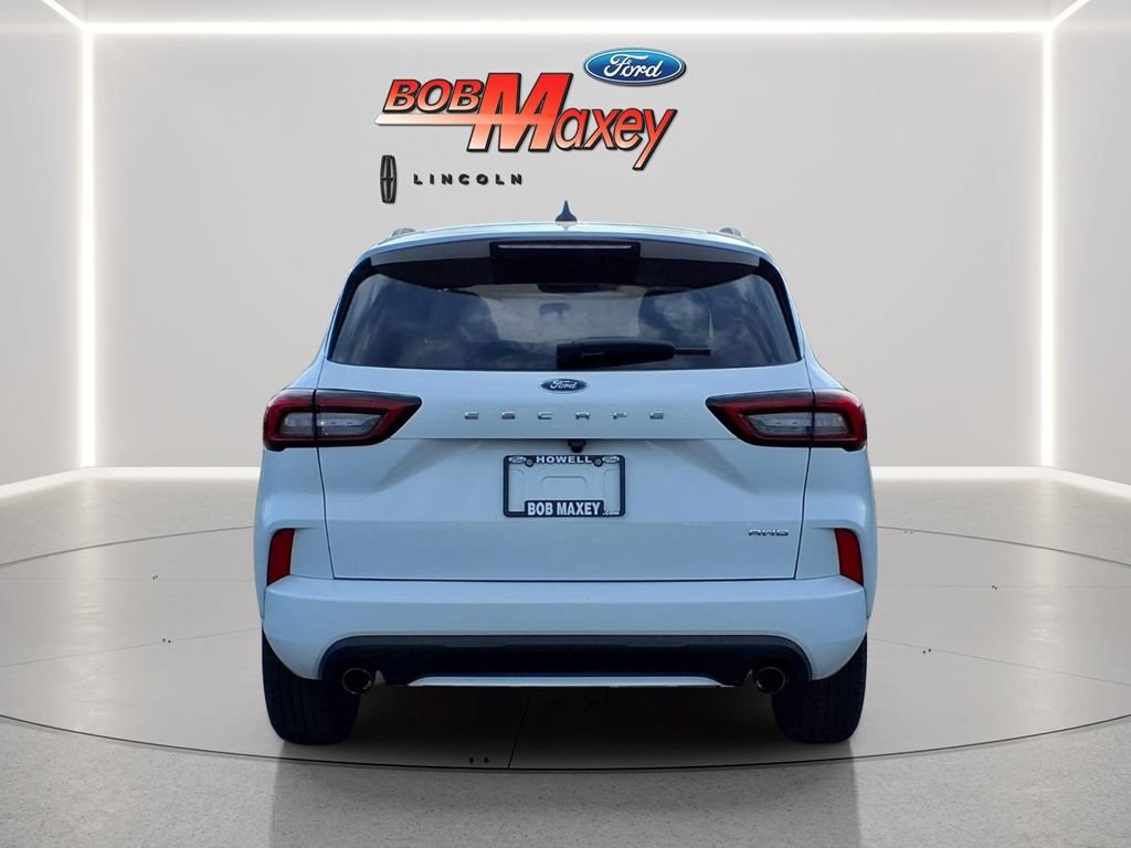 Certified 2023 Ford Escape ST-Line AWD/4WD image 6
