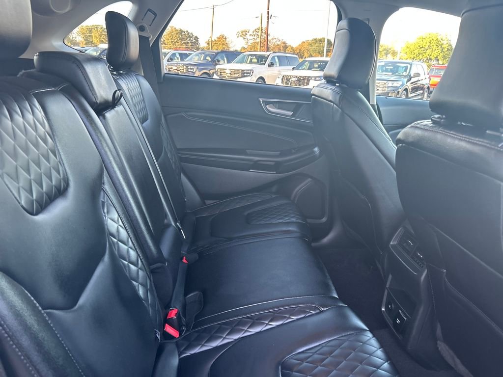 Certified 2023 Ford Edge Titanium image 17