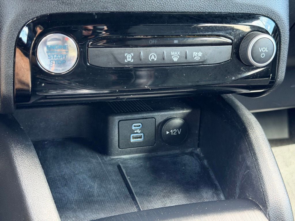 Certified 2023 Ford Escape ST-Line w/ Tech Pack #1 AWD/4WD image 28