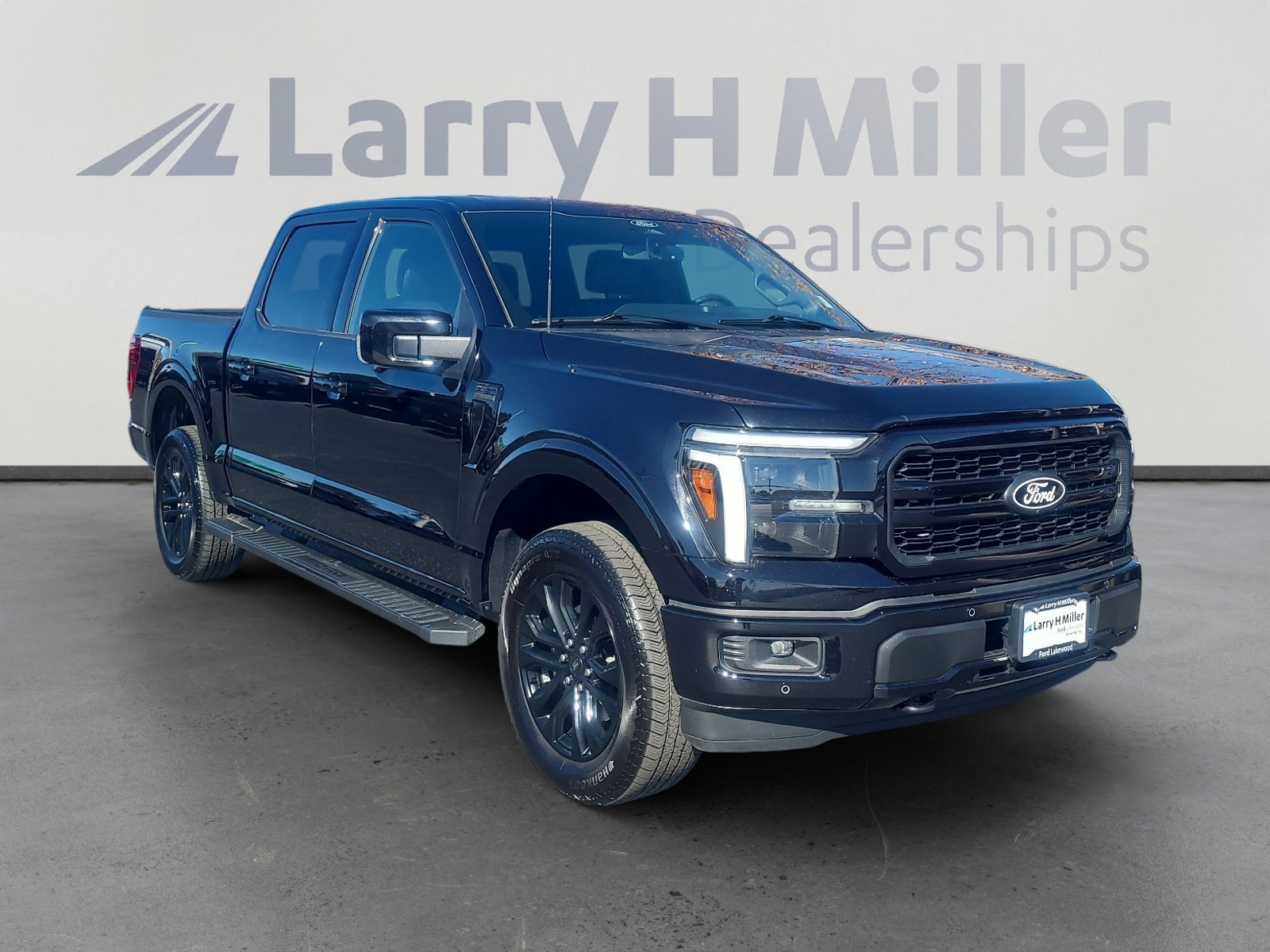 Certified 2025 Ford F150 Lariat w/ Equipment Group 502A High image 7