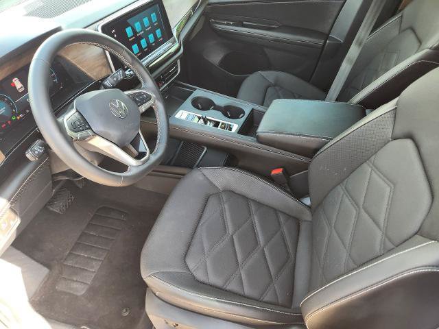 Used 2024 Volkswagen Atlas SE FWD image 12