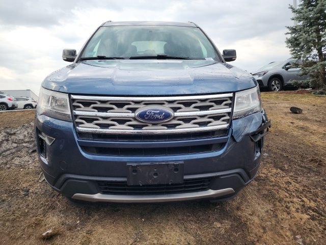 Certified 2018 Ford Explorer XLT w/ Equipment Group 201A image 5