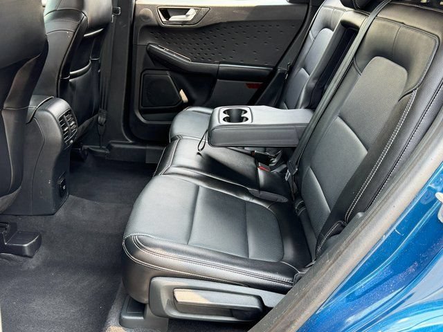 Certified 2020 Ford Escape Titanium w/ Titanium Premium Package 2.0 AWD/4WD image 7