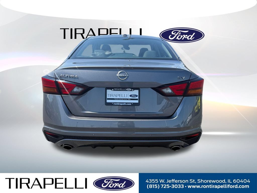 Used 2024 Nissan Altima 2.5 SV w/ SV Premium Package FWD image 9
