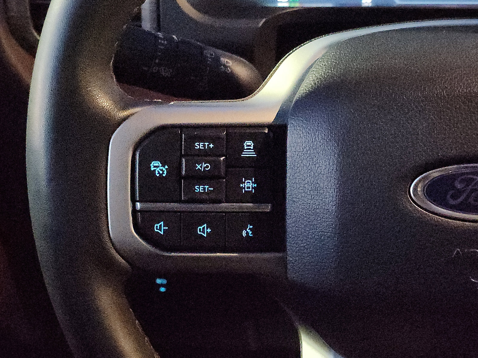 Certified 2023 Ford Expedition Limited image 15